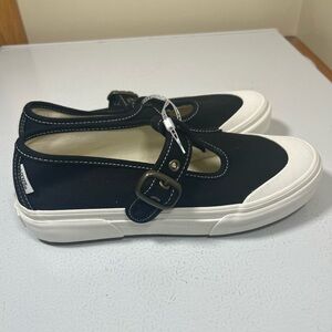 Vans Style 93 Black Mary Jane Sneakers Buckle Womens Size 6.
